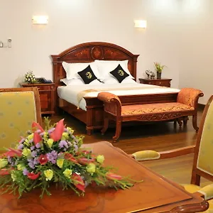 Palm Spring Янгон