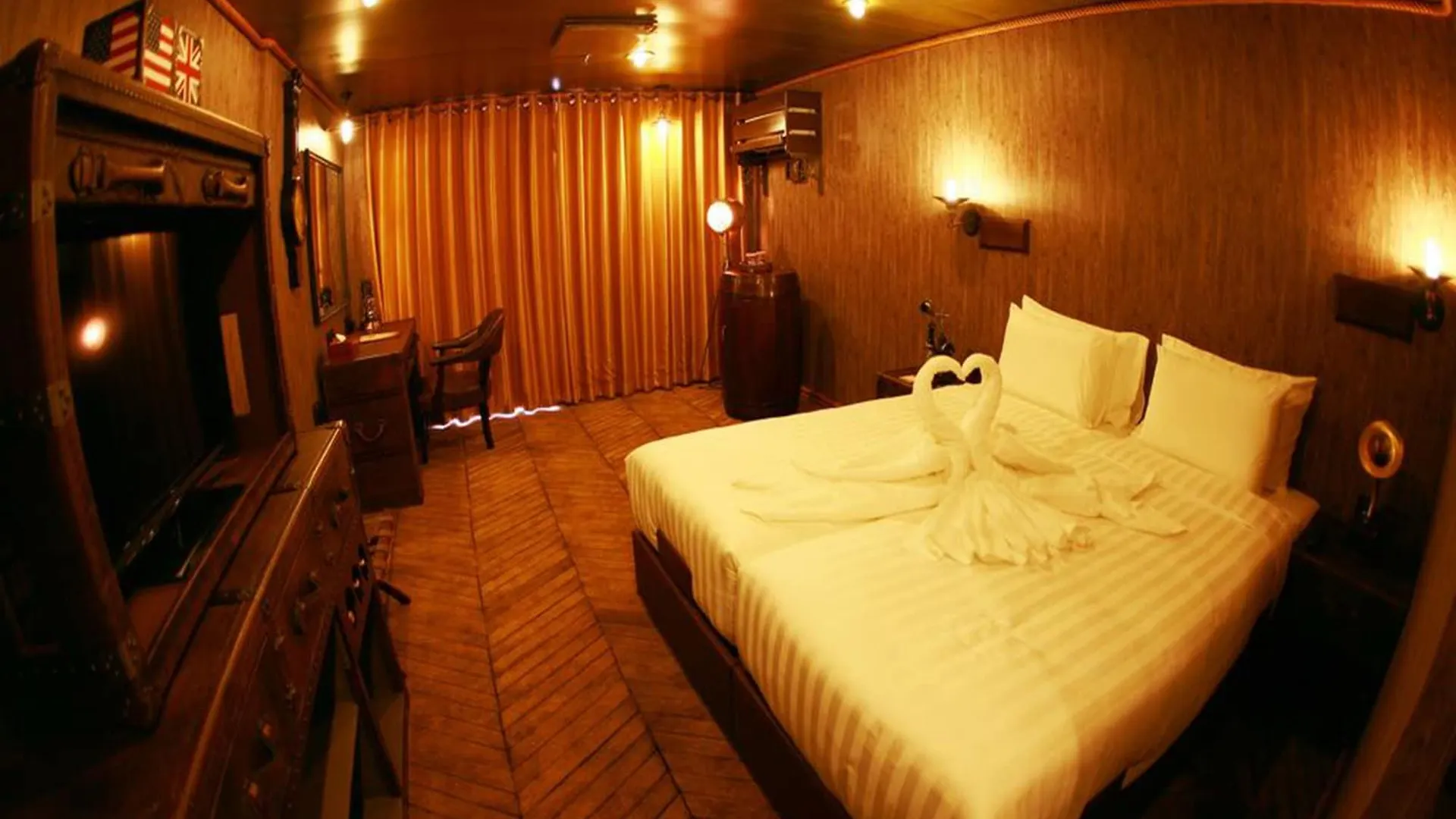 Vintage Luxury Yacht Hotel Rangún Botel