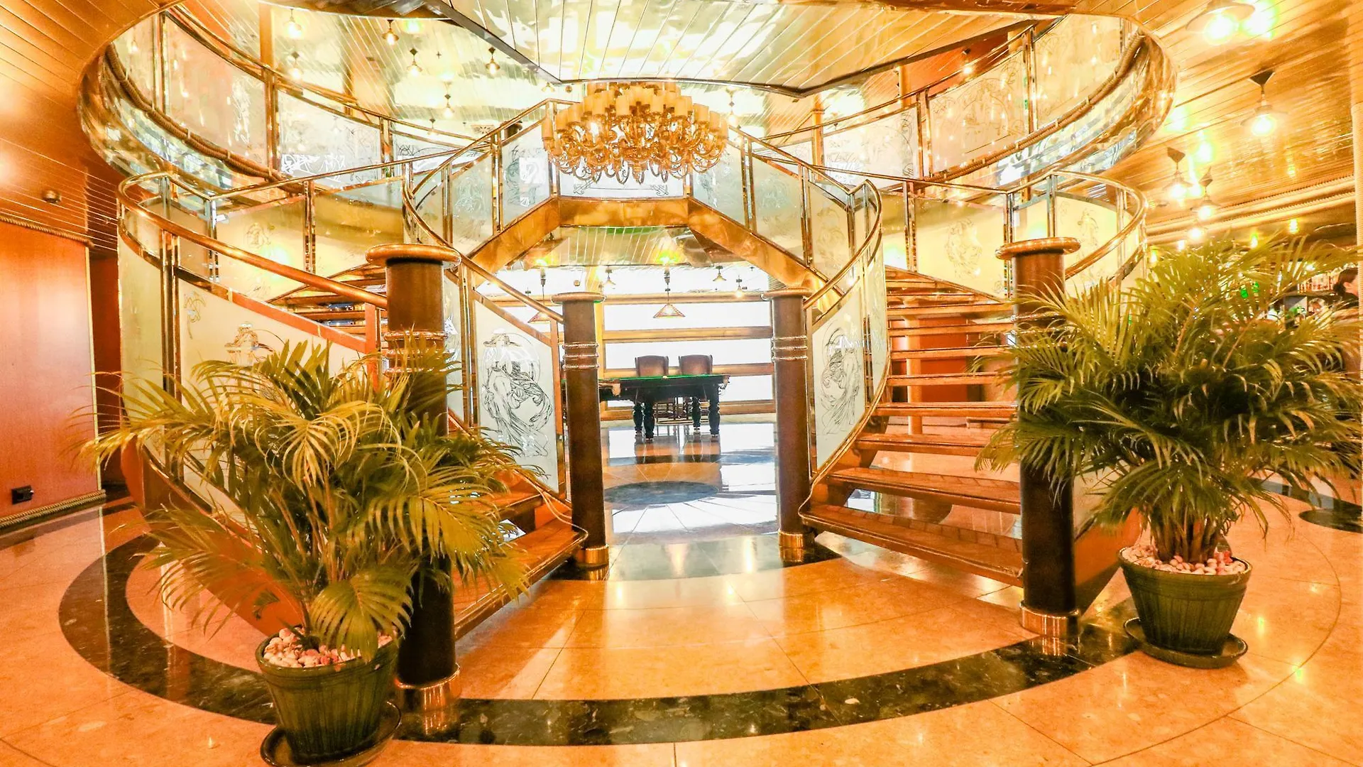 **** Botel Vintage Luxury Yacht Hotel Yangon Myanmar