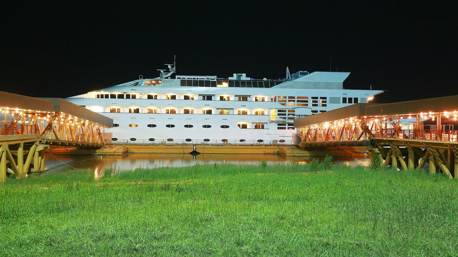 **** Botel Vintage Luxury Yacht Hotel Rangún Myanmar