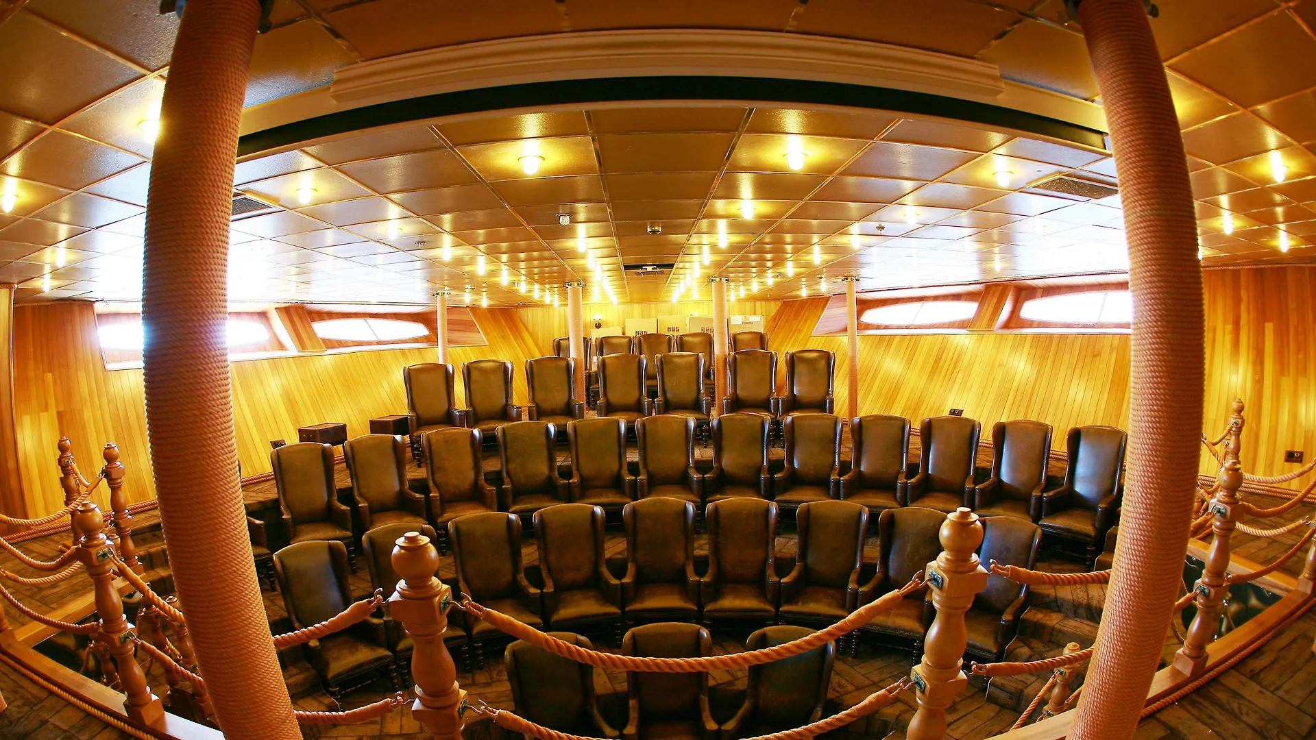 Vintage Luxury Yacht Hotel Rangún Botel