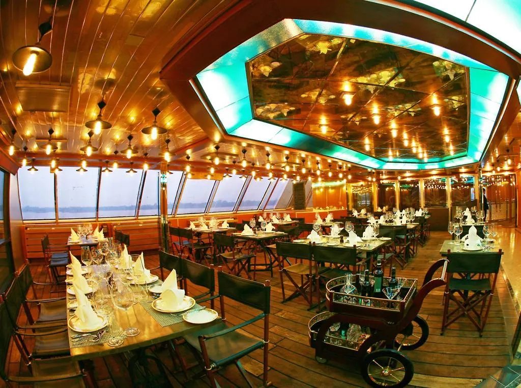 Vintage Luxury Yacht Hotel Yangon 4*,  Myanmar